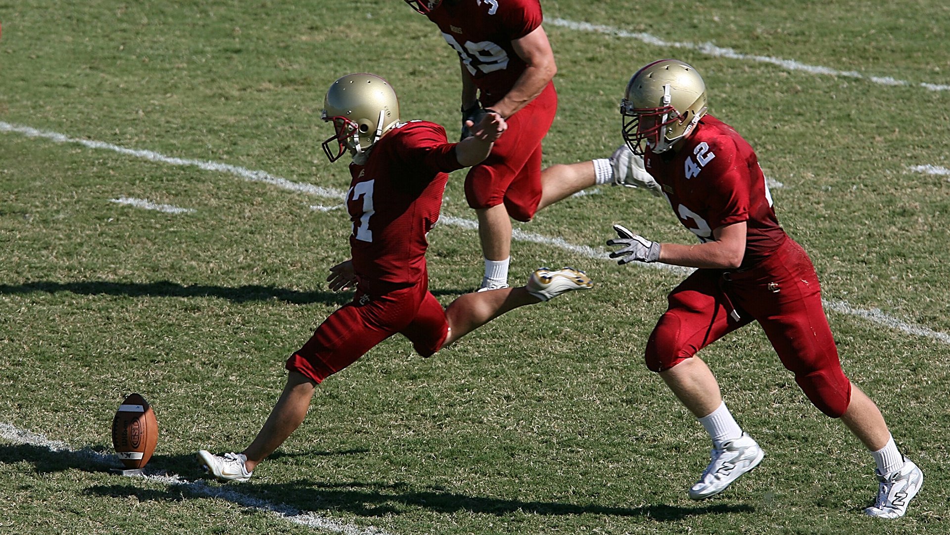 乐鱼体育在线入口-2025香港高尔夫球公开赛完赛 麦基宾创纪录夺冠，香港高尔夫球队